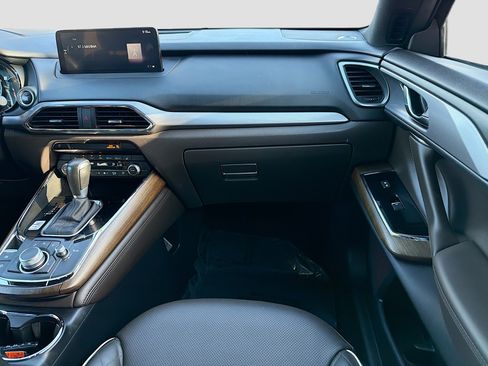 Used 2021 MAZDA CX-9 Signature image 18