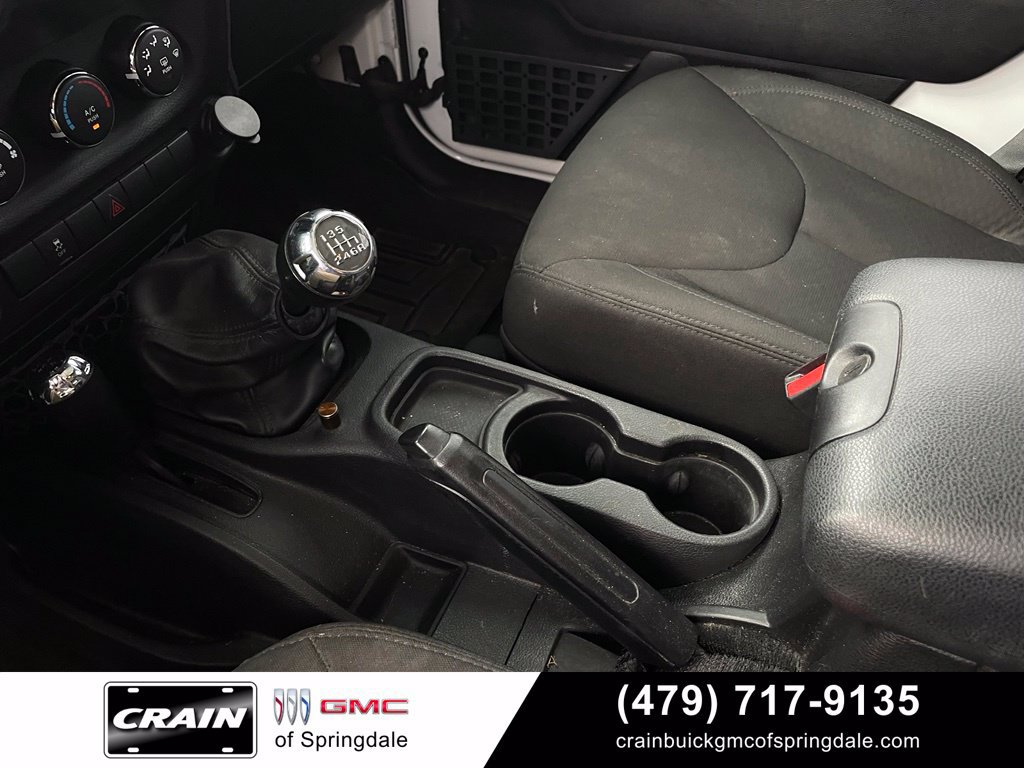 Used 2015 Jeep Wrangler Unlimited Sport w/ Quick Order Package 23S AWD/4WD image 18