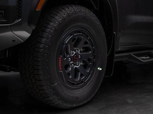 New 2026 Nissan Frontier PRO-4X image 7