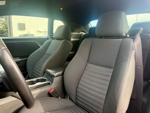 Used 2013 Dodge Challenger R/T RWD image 18