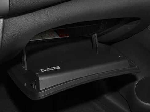 Used 2013 Nissan Sentra SL w/ Premium Pkg FWD image 12