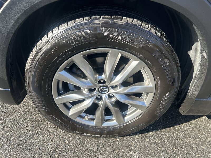 Used 2018 MAZDA CX-9 Touring AWD/4WD image 7
