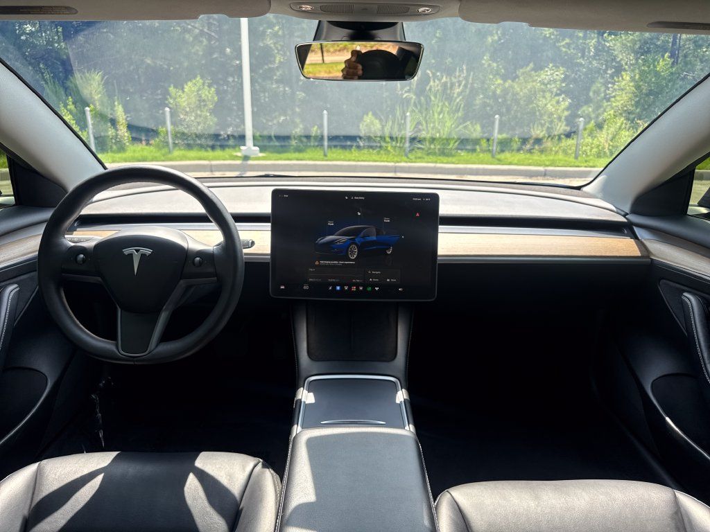 Used 2023 Tesla Model 3 Standard Range RWD image 16