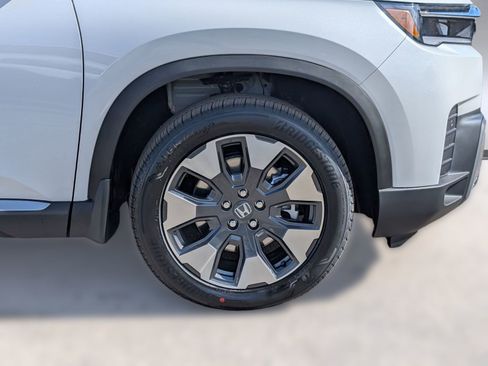 New 2026 Honda Pilot Elite image 12