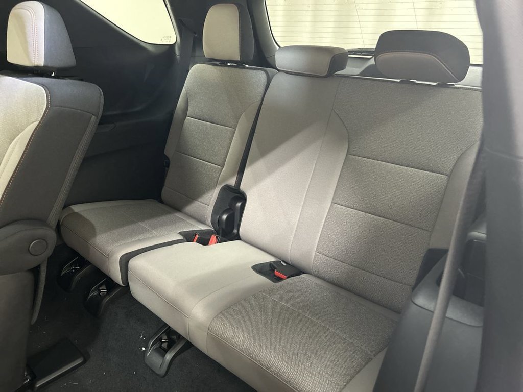 New 2026 Chevrolet Traverse LT w/ Midnight/Sport Edition AWD/4WD image 21