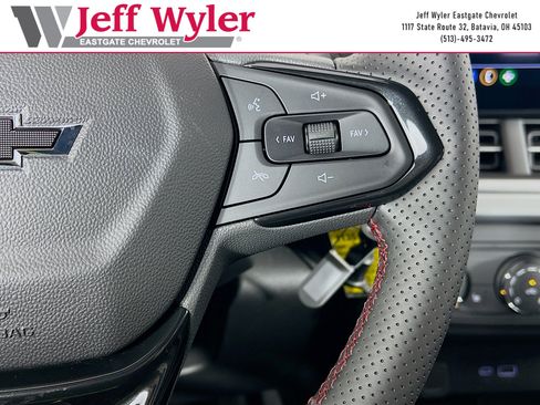 New 2026 Chevrolet Trax RS w/ Sunroof Package FWD image 15