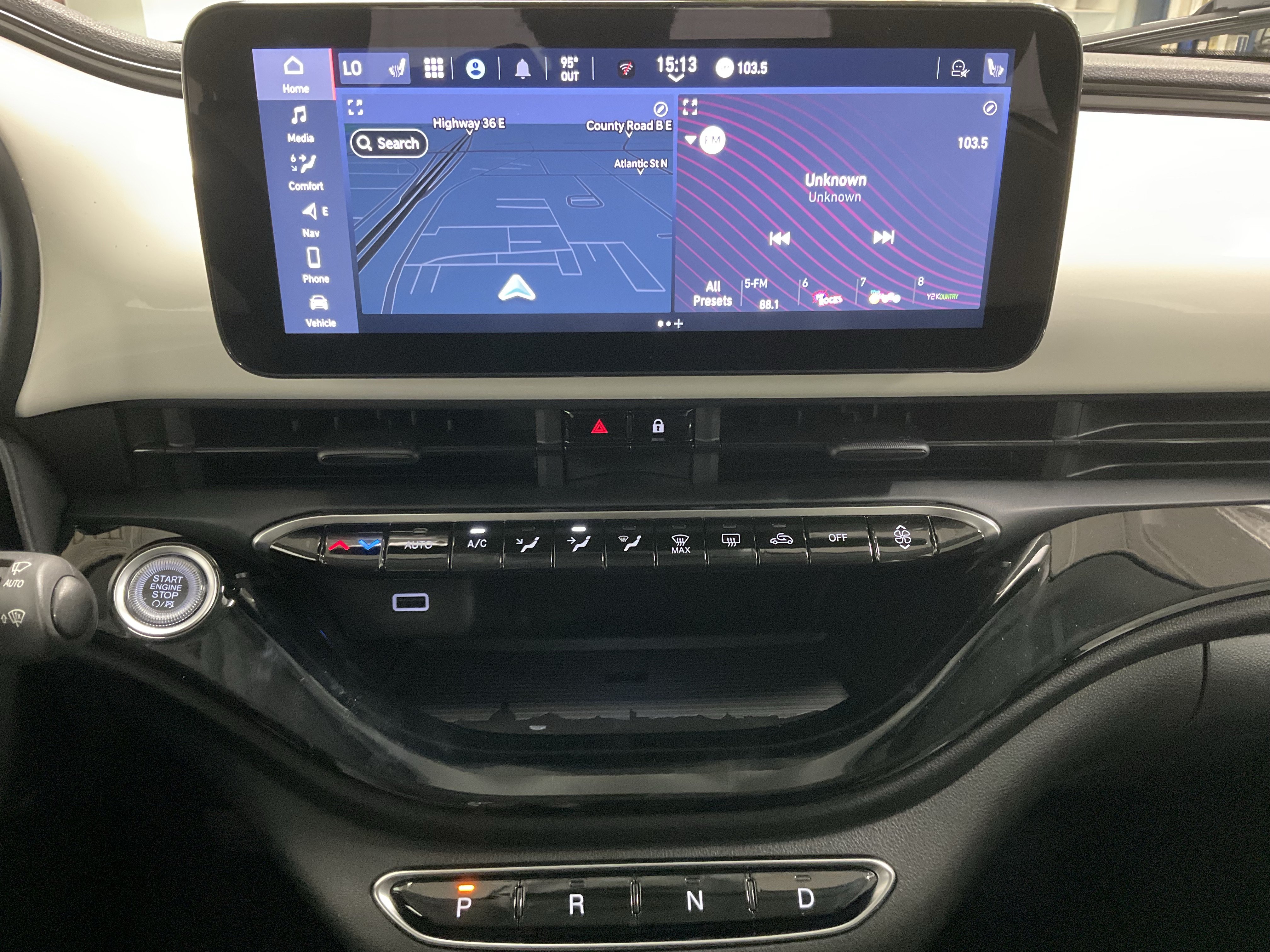 New 2026 FIAT 500 e w/ Comfort Group FWD image 12