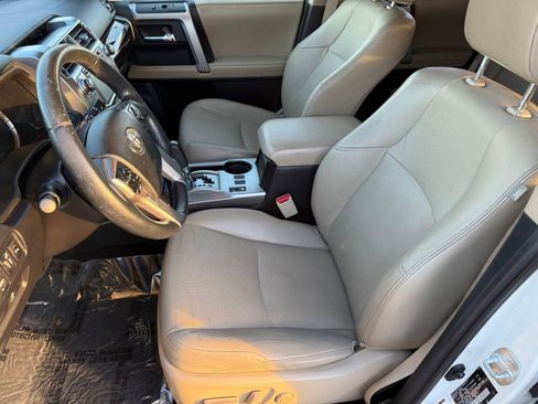 Used 2016 Toyota 4Runner Limited image 23