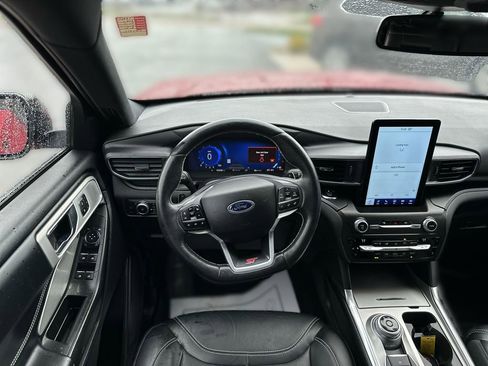 Used 2020 Ford Explorer ST w/ Premium Technology Package AWD/4WD image 11
