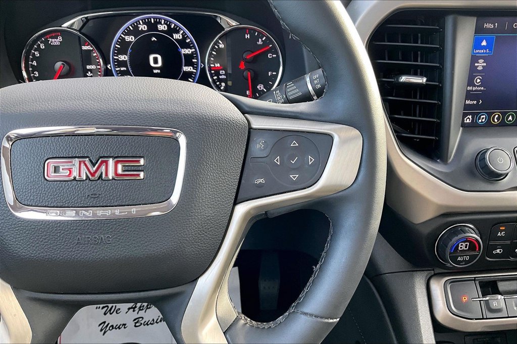 Used 2023 GMC Acadia Denali w/ Denali Ultimate Package FWD image 13