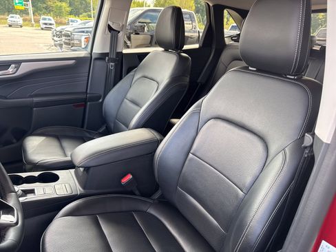 Certified 2022 Ford Escape SEL image 23