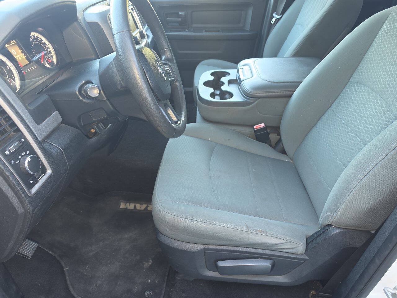 Used 2018 RAM 1500 ST AWD/4WD image 6