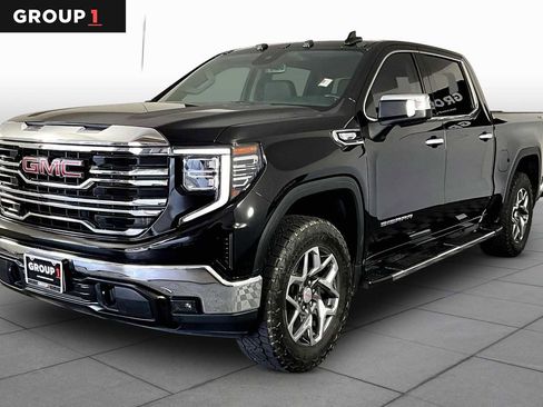 Used 2023 GMC Sierra 1500 SLT image 1