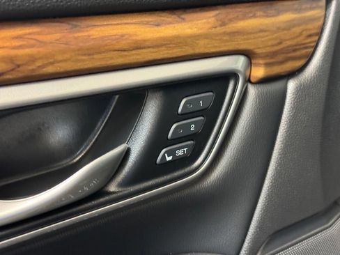 Used 2019 Honda CR-V EX-L image 9