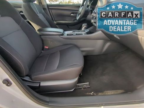 Used 2023 Nissan Sentra SV image 20