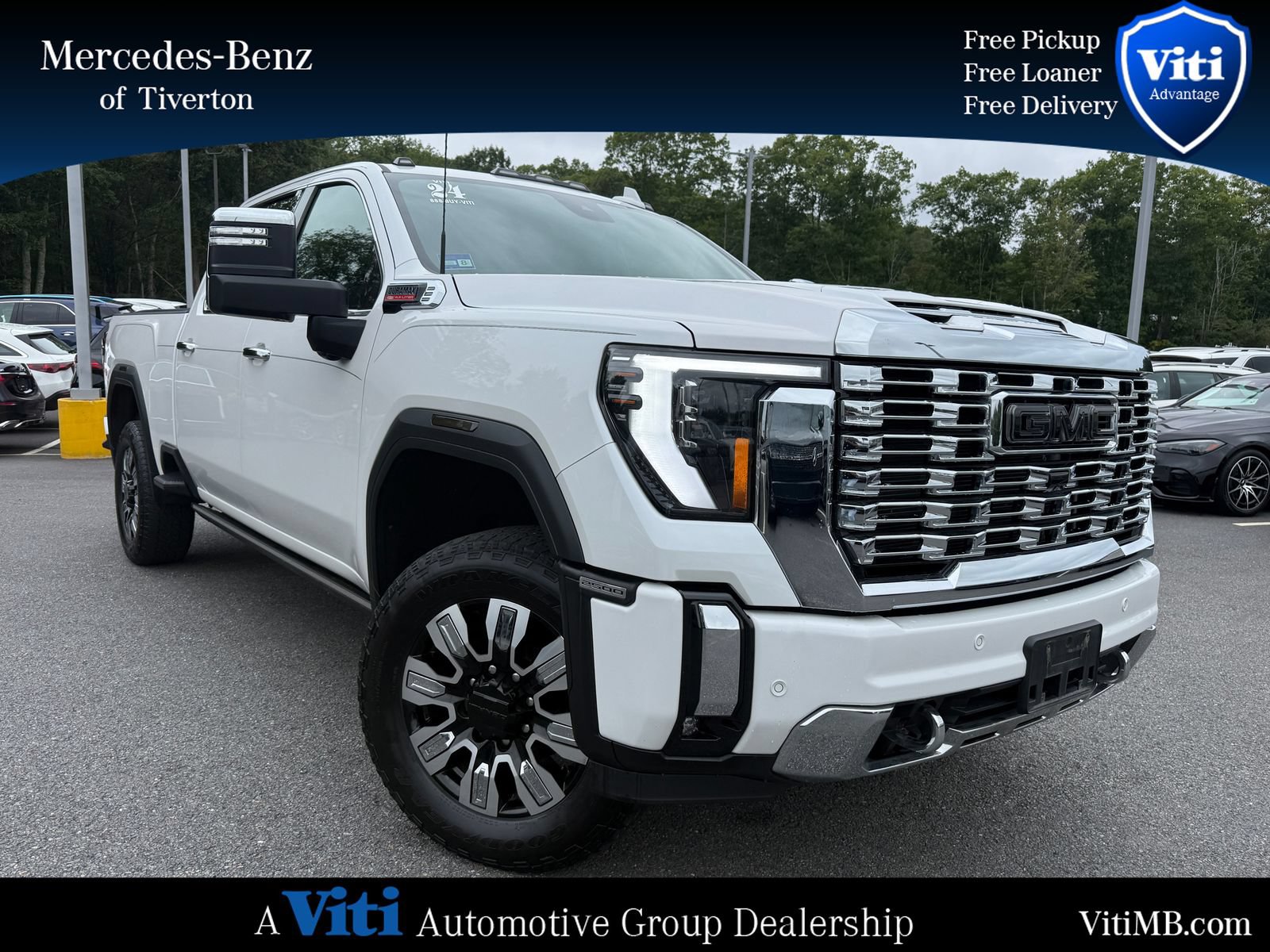 Used 2024 GMC Sierra 2500 Denali w/ Denali Reserve Package AWD/4WD image 1