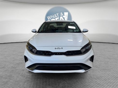 Certified 2023 Kia Forte LXS image 9