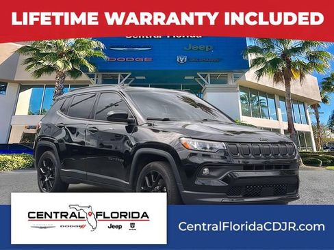 Used 2022 Jeep Compass Altitude w/ Convenience Group image 1