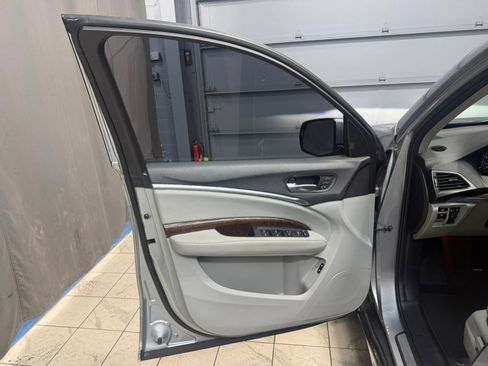 Used 2018 Acura MDX SH-AWD w/ Technology Package image 9