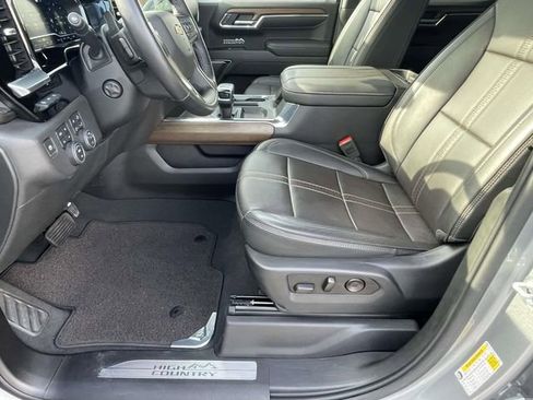 Certified 2023 Chevrolet Silverado 1500 High Country w/ Technology Package image 15