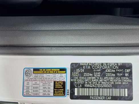 New 2025 Kia K5 LXS image 29