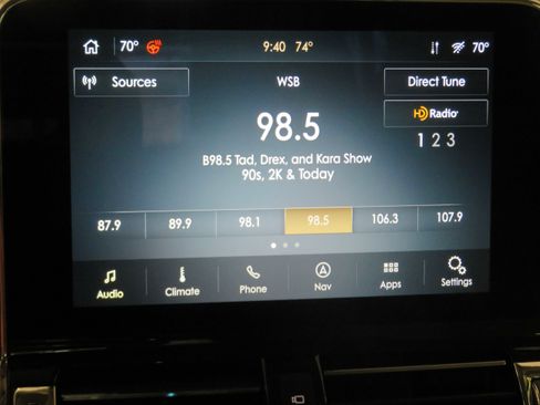 Used 2020 Lincoln Navigator Reserve w/ Luxury Package image 37