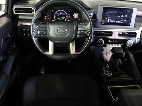 Used 2025 Toyota 4Runner SR5 AWD/4WD image 3