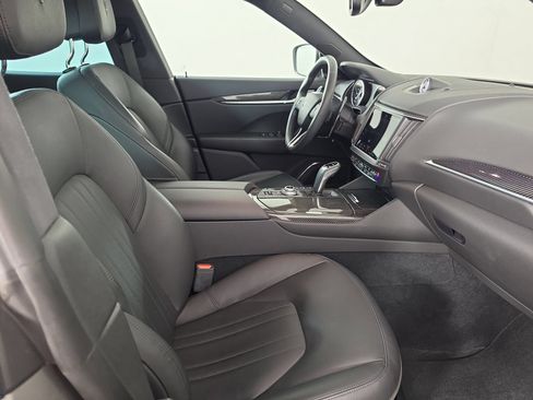 Used 2022 Maserati Levante Modena AWD/4WD image 40