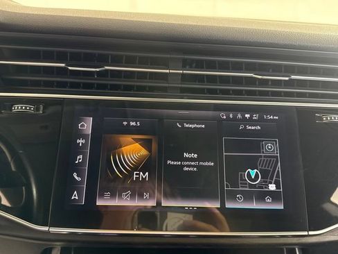 Used 2021 Audi Q8 Premium Plus w/ Premium Plus Package AWD/4WD image 21