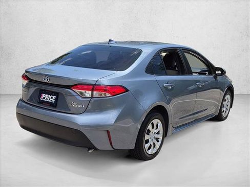 Used 2024 Toyota Corolla LE FWD image 5