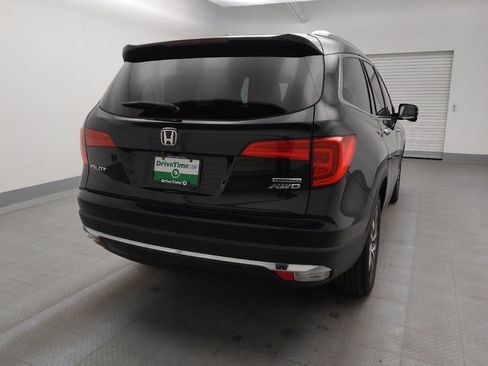 Used 2018 Honda Pilot Touring image 7