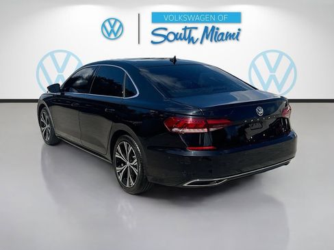 Used 2020 Volkswagen Passat 2.0T SEL FWD image 5