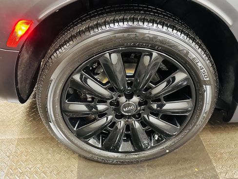 Used 2019 MINI Cooper Countryman S w/ Storage Package image 36