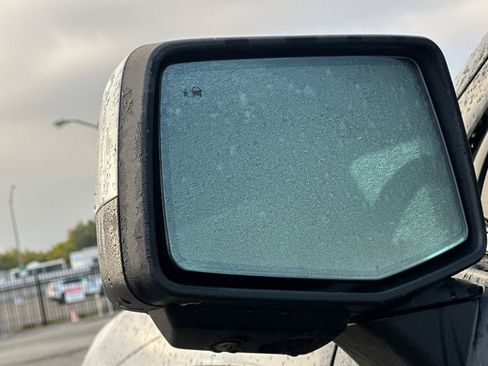 Used 2023 Chevrolet Silverado 1500 High Country w/ High Country Premium Package image 53