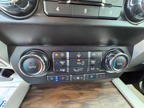 Used 2019 Ford F150 Lariat w/ Equipment Group 501A Mid AWD/4WD image 24