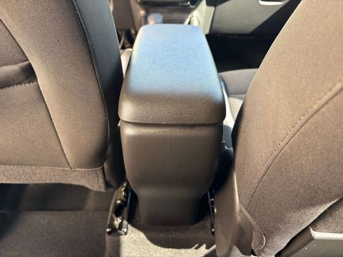 Used 2025 Chevrolet TrailBlazer LT image 24