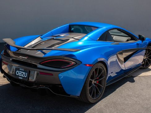 Used 2018 McLaren 570S Spider RWD image 23