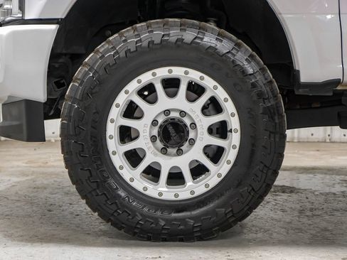 Used 2019 Ford F250 Lariat w/ Lariat Value Package AWD/4WD image 62