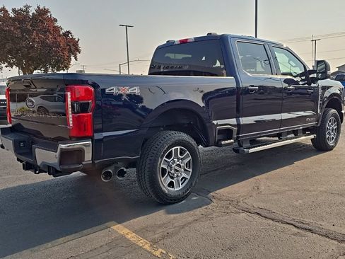 Used 2025 Ford F250 Lariat AWD/4WD image 3