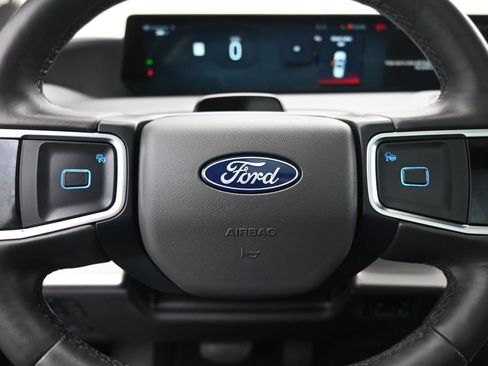 Certified 2025 Ford Expedition Active AWD/4WD image 13