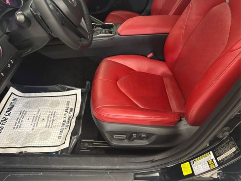 Used 2021 Toyota Camry XSE FWD image 27