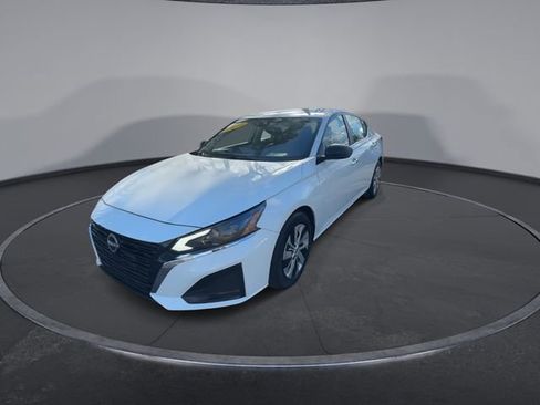 Used 2024 Nissan Altima 2.5 S image 7