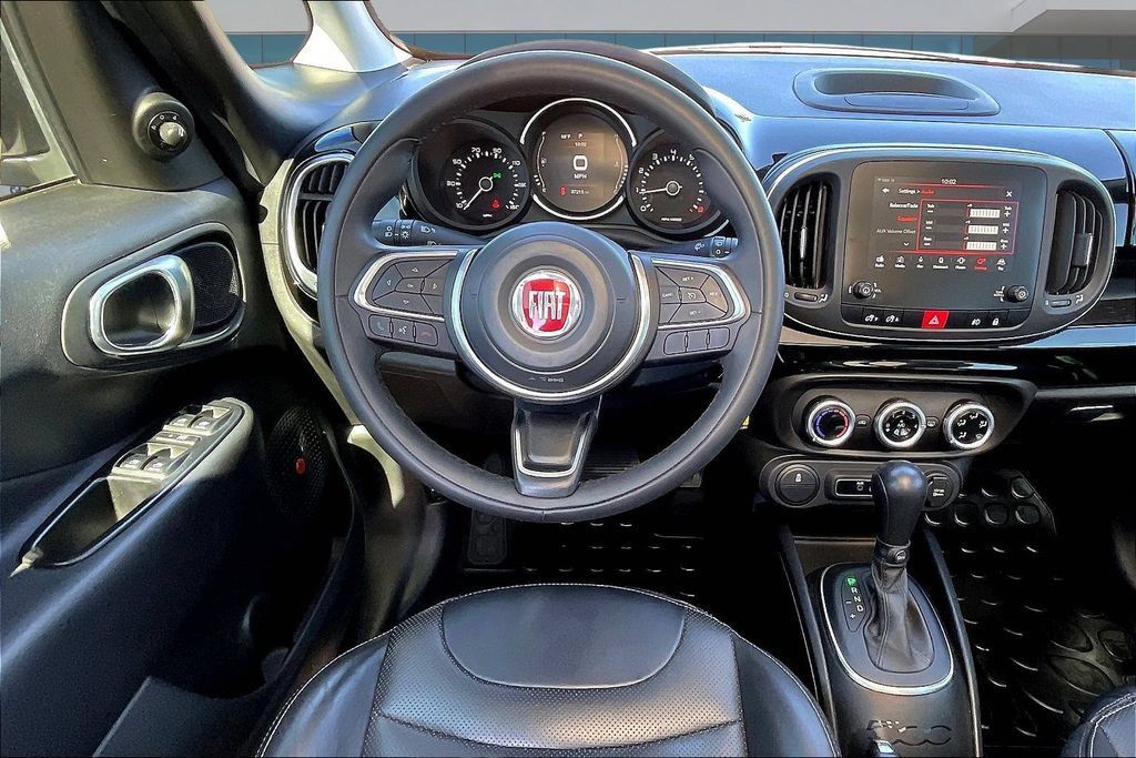 Used 2019 FIAT 500L Trekking FWD image 8