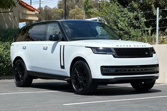 New 2026 Land Rover Range Rover Long Wheelbase SE AWD/4WD image 7