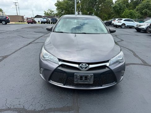 Used 2015 Toyota Camry XSE FWD image 2