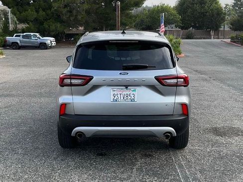 Certified 2024 Ford Escape SE FWD image 5