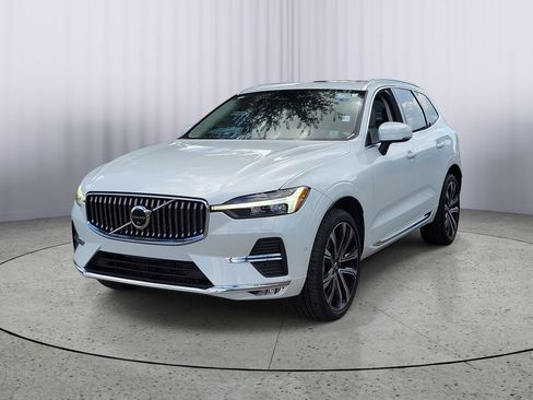 Used 2023 Volvo XC60 B5 Ultimate w/ Climate Package AWD/4WD image 9