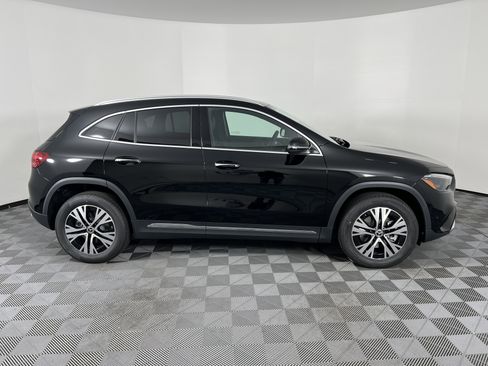 New 2025 Mercedes-Benz GLA 250 4MATIC image 14