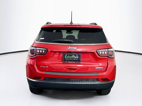 Used 2023 Jeep Compass Latitude AWD/4WD image 7