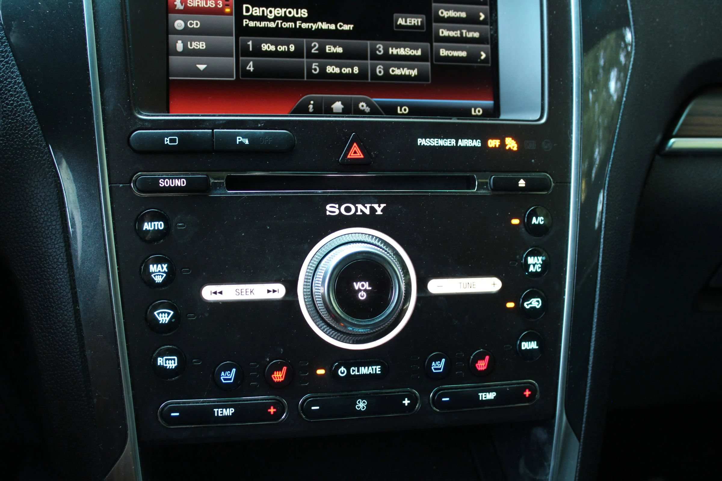 Used 2016 Ford Explorer Limited AWD/4WD image 32